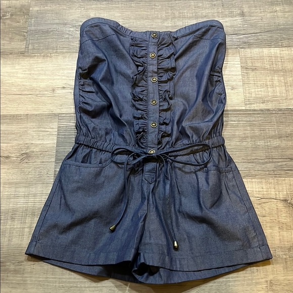 Hot & Delicious Pants - Hot & Delicious denim strapless romper size M
